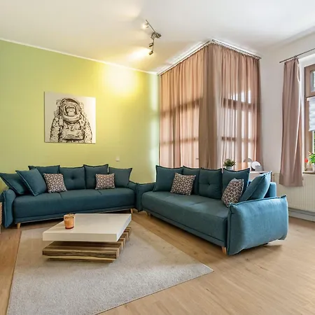 Zentrumsnahe In アパート